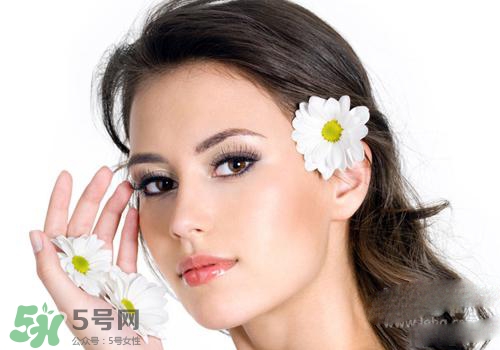 甜杏仁油適合什么皮膚？甜杏仁油適合膚質(zhì)