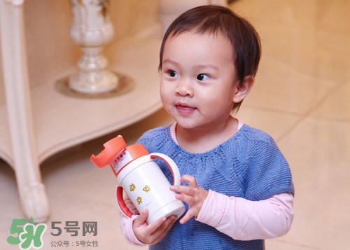 魔膳師兒童保溫杯怎么樣 甜馨同款魔膳師兒童保溫杯介紹 魔膳師兒童保溫杯怎么樣 甜馨同款魔膳師兒童保溫杯介紹