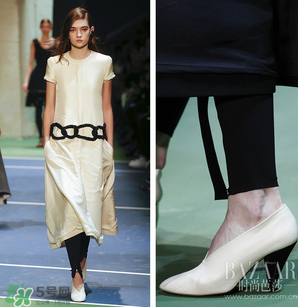 深V鞋是什么鞋？貝嫂同款深V鞋