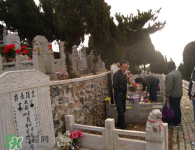 新墳掃墓什么時(shí)候？新墳掃墓的時(shí)間是什么時(shí)候？