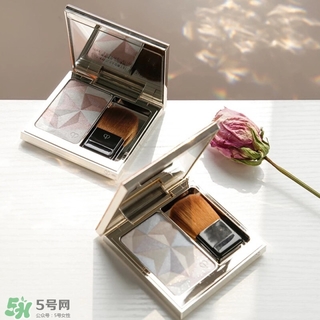 cpb和后哪個(gè)好用？cpb和whoo后哪個(gè)檔次高？