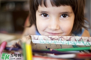 4歲寶寶發(fā)育指標(biāo) 4歲寶寶發(fā)育標(biāo)準(zhǔn) 4歲寶寶發(fā)育指標(biāo) 4歲寶寶發(fā)育標(biāo)準(zhǔn)