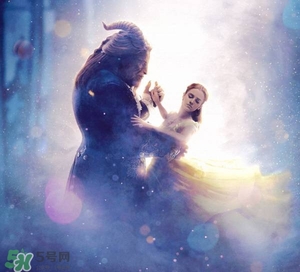 艾瑪口紅什么牌子？艾瑪沃特森口紅色號試色