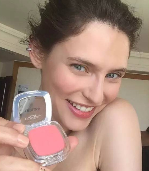 耳朵腮紅圖片 耳朵腮紅怎么畫 耳朵腮紅圖片 耳朵腮紅怎么畫