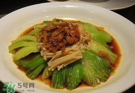 薺菜和金針菇能一起吃嗎？薺菜能和金針菇一起炒嗎？