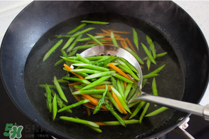 蘆筍為什么要焯水？蘆筍怎么焯水？