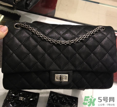 香奈兒255包尺寸怎么選？chanel255包尺寸對(duì)照表