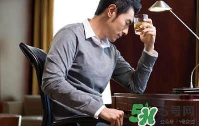 酒后頭痛怎么辦 酒后頭痛吃什么 酒后頭痛怎么辦 酒后頭痛吃什么