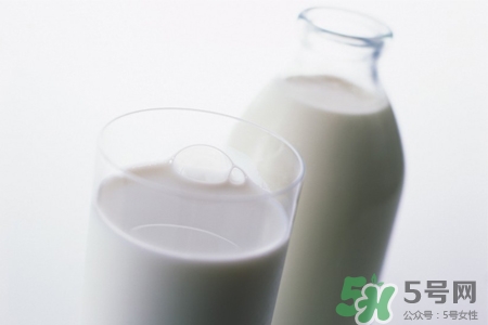 皮膚過敏能喝牛奶嗎？皮膚過敏喝牛奶好嗎？