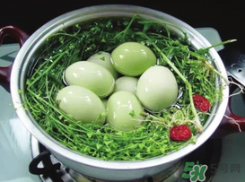 薺菜和鴨蛋能一起吃嗎？薺菜可以煮鴨蛋嗎？