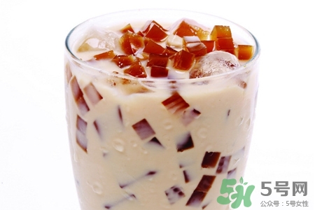 一點點為什么突然火了？1點點奶茶為什么那么火？