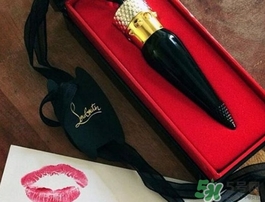 紅底鞋口紅是什么牌子？紅底鞋口紅試色