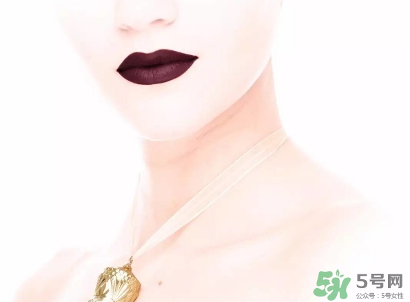 紅底鞋口紅是什么牌子？紅底鞋口紅試色