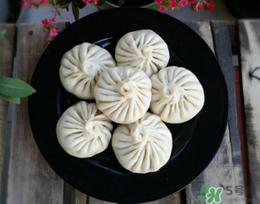 薺菜包子如何調(diào)餡好吃？薺菜包子怎么做好吃？