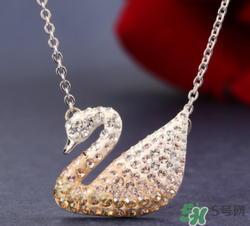 施華洛世奇項(xiàng)鏈能沾水嗎？施華洛世奇項(xiàng)鏈為什么不能沾水？