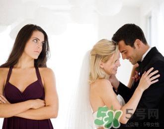 和同事一夜情了怎么辦？和同事發(fā)生一夜情怎么正常相處