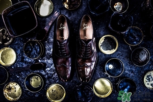 cl鞋子一般多少錢(qián)？Christian Louboutin鞋子專(zhuān)柜價(jià)格