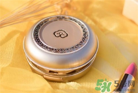 Whoo后拱辰享奢華黃金限量氣墊色號 后拱辰享奢華黃金氣墊試色 Whoo后拱辰享奢華黃金限量氣墊色號 后拱辰享奢華黃金氣墊試色