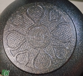 麥飯石鍋是什么材質(zhì)？麥飯石鍋是石頭做的嗎？