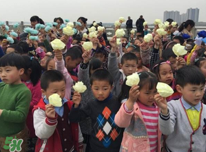 清明節(jié)小孩能上墳嗎？清明節(jié)可以帶小孩掃墓嗎？