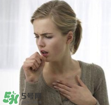 什么水果可以治喉嚨痛？喉嚨痛可以吃哪些水果