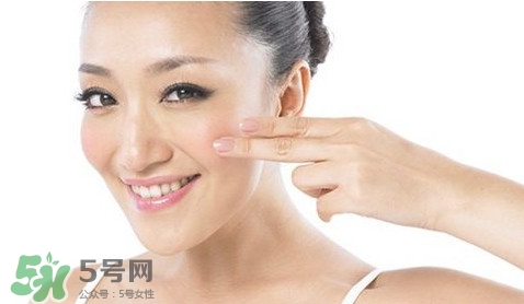 怎樣預(yù)防臉上長(zhǎng)斑？如何預(yù)防臉上長(zhǎng)斑