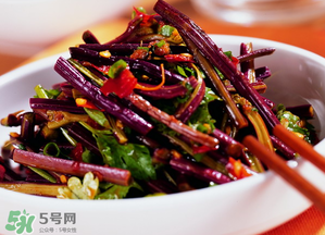 蕨菜什么人不能吃？哪些人不能吃蕨菜？