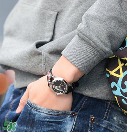 蔣勁夫巴塞爾表展手表什么牌子？蔣勁夫同款手表哪個(gè)品牌？