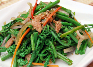 水蕨菜和山蕨菜哪個(gè)致癌？水蕨菜致癌是真的嗎？