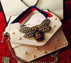 gucci蜜蜂包正品多少錢(qián)？gucci古馳蜜蜂珍珠包專(zhuān)柜價(jià)格