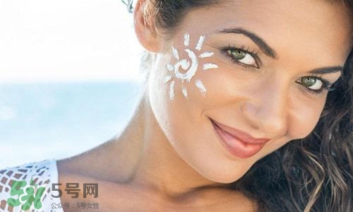 長(zhǎng)痘痘可以用防曬霜嗎？長(zhǎng)痘痘用防曬霜好嗎？