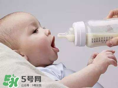 二段奶粉吃到幾個(gè)月 二段奶粉幾個(gè)月開(kāi)始吃 二段奶粉吃到幾個(gè)月 二段奶粉幾個(gè)月開(kāi)始吃