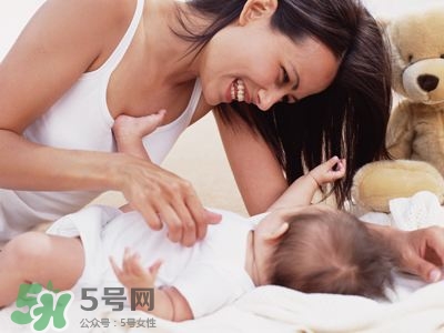 產(chǎn)后手腳冰涼怎么辦 產(chǎn)后手腳冰涼怎么調(diào)理 產(chǎn)后手腳冰涼怎么辦 產(chǎn)后手腳冰涼怎么調(diào)理