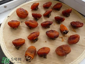 柿子為什么會(huì)黑？柿子為什么凍完發(fā)黑？