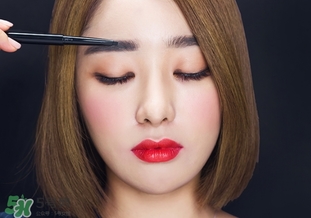 云皙是什么牌子？云皙化妝品是品牌嗎？