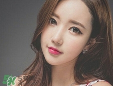 臉干用什么補水最好?臉干用什么補水產品?