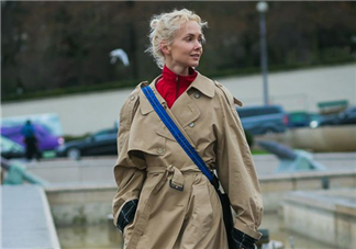 卡其色風(fēng)衣怎么搭配？卡其色風(fēng)衣怎么搭配好看？