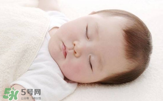 孩子睡覺為什么打呼嚕？孩子睡覺打呼嚕是什么原因