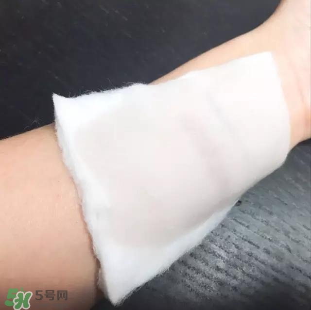 isdin卸妝水多少錢?怡思丁卸妝水專柜價(jià)格 isdin卸妝水多少錢?怡思丁卸妝水專柜價(jià)格