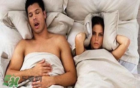 打鼾和枕頭有關(guān)系嗎？打鼾和枕頭有沒有關(guān)系