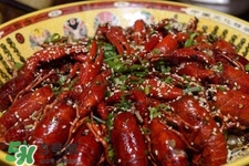 吃小龍蝦喝什么飲料？小龍蝦配什么飲料最好？