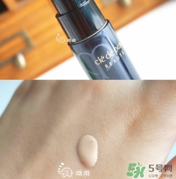 cpb粉底液和粉霜哪個好？cpb粉底液和粉霜區(qū)別