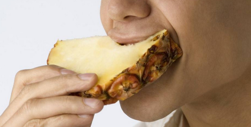 吃菠蘿為什么要用鹽水泡？吃菠蘿為什么要放鹽