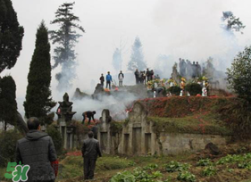 清明節(jié)能燒衣服嗎？清明節(jié)可以燒衣服嗎？