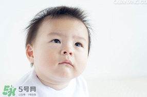 單眼皮會(huì)遺傳嗎？單眼皮會(huì)遺傳給下一代嗎？