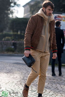 咖啡色外套配什么褲子？咖啡色衣服搭配什么褲子好看？