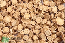 黃芪的營(yíng)養(yǎng)價(jià)值 黃芪的功效與作用 黃芪的營(yíng)養(yǎng)價(jià)值 黃芪的功效與作用