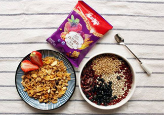 谷蘭諾拉用水沖好吃嗎？谷蘭諾拉開水泡著吃嗎？