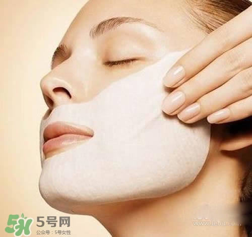 熱毛巾敷臉要幾分鐘？熱毛巾敷臉要多久？