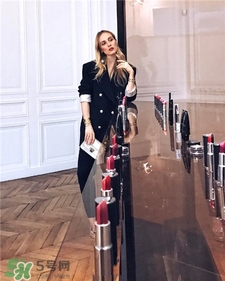 Givenchy紀(jì)梵希雙色唇膏多少錢?紀(jì)梵希雙色唇膏價(jià)格 Givenchy紀(jì)梵希雙色唇膏多少錢?紀(jì)梵希雙色唇膏價(jià)格